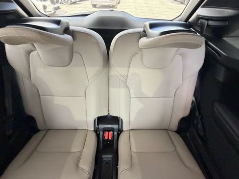 New 2026 Volvo XC90 B5 Plus AWD/4WD image 15