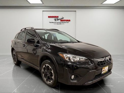 Used 2022 Subaru Crosstrek 2.0i Premium image 1