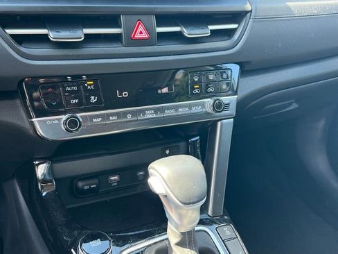 Certified 2024 Kia Seltos EX AWD/4WD image 18