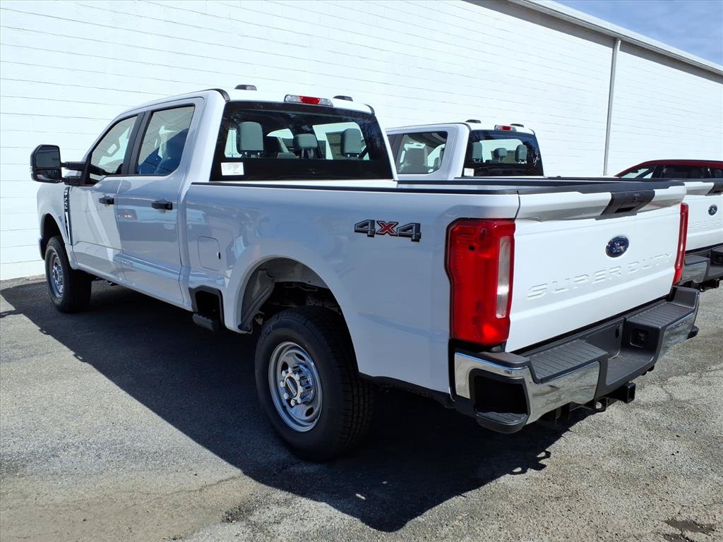 New 2026 Ford F250 XL w/ XL Chrome Package AWD/4WD image 4