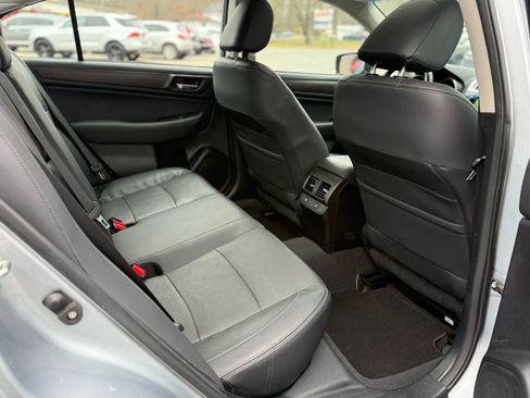 Used 2017 Subaru Legacy 2.5i Limited image 19