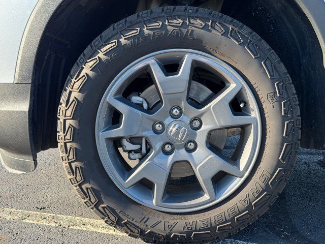 Used 2025 Honda Passport TrailSport image 11