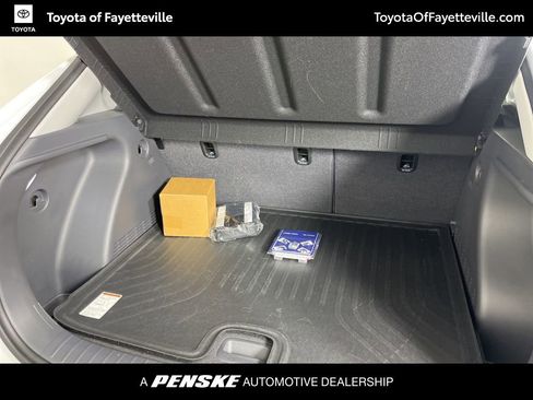 Used 2025 Hyundai Kona SEL image 8