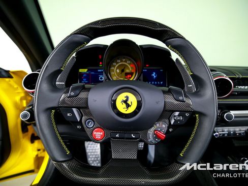 Used 2023 Ferrari 812 GTS RWD image 15