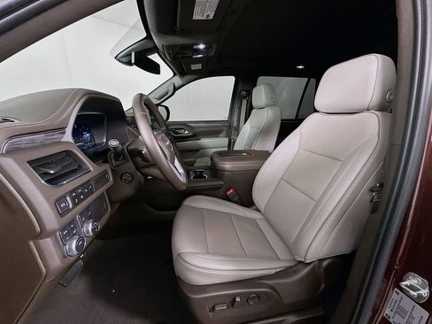 Used 2022 GMC Yukon SLT w/ SLT Premium Package image 20