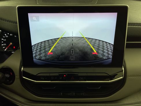 Used 2024 Jeep Compass Limited image 23