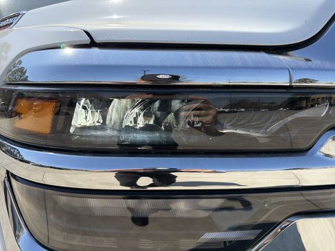 Used 2025 RAM 2500 Big Horn AWD/4WD image 10