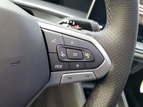 New 2026 Volkswagen Tiguan SE R-Line image 28