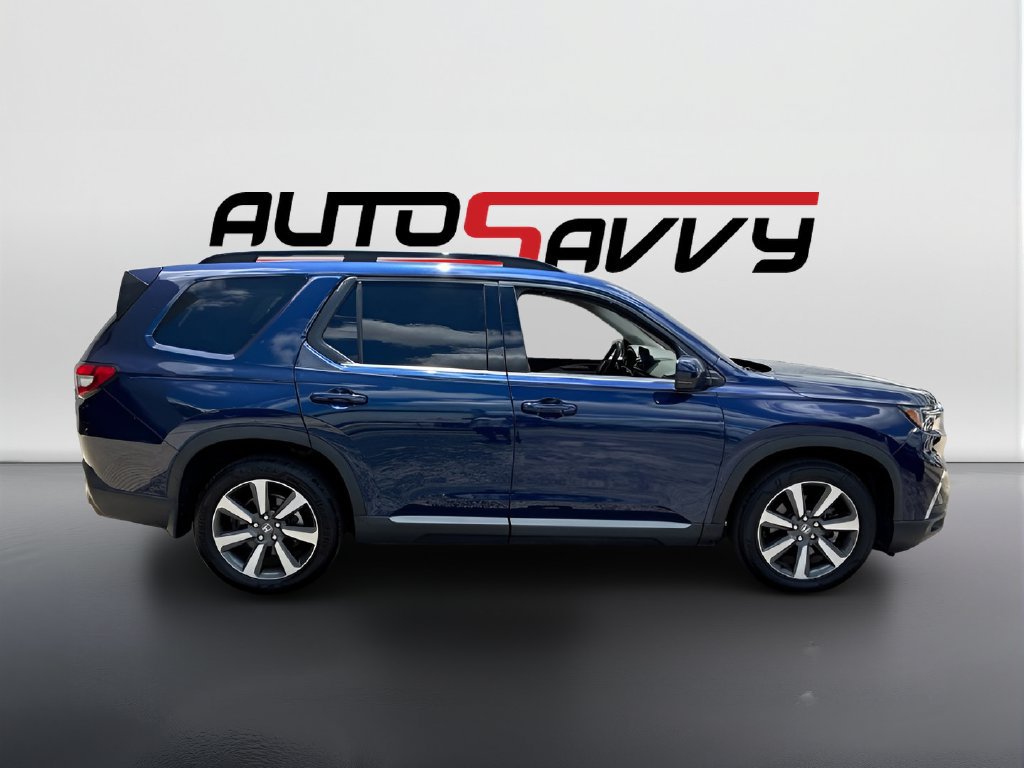 Used 2025 Honda Pilot Elite image 8