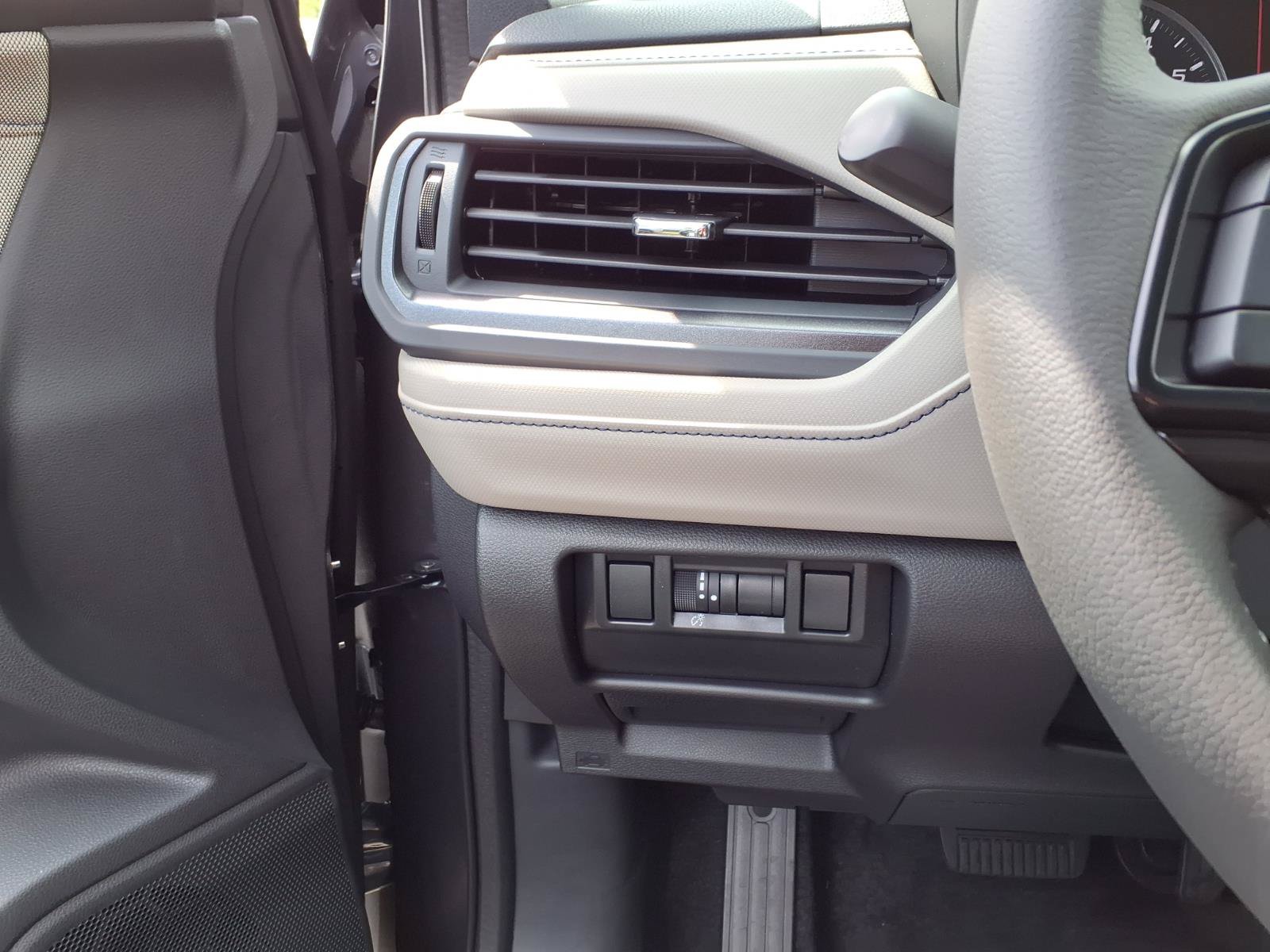 New 2026 Subaru Outback Touring AWD/4WD image 10