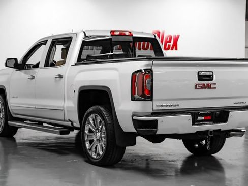 Used 2018 GMC Sierra 1500 Denali w/ Denali Ultimate Package AWD/4WD image 10