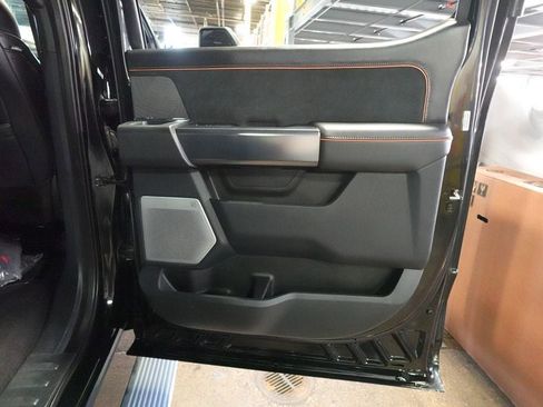 Used 2024 Ford F350 Platinum w/ Tremor Off-Road Package AWD/4WD image 31