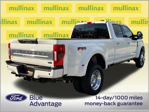 Certified 2022 Ford F450 Platinum w/ FX4 Off-Road Package image 4