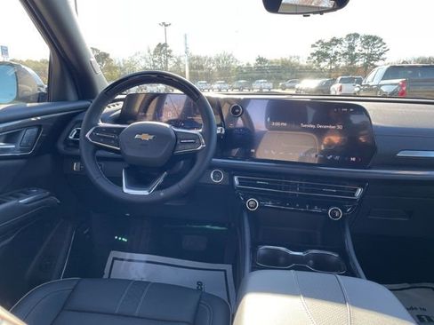 New 2026 Chevrolet Traverse High Country FWD image 25