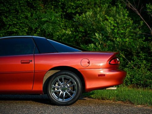 Used 2001 Chevrolet Camaro Z28 w/ Preferred Equipment Group 2 image 7
