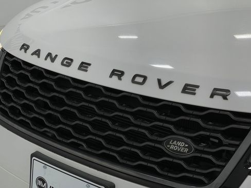 Used 2020 Land Rover Range Rover Velar R-Dynamic S AWD/4WD image 34