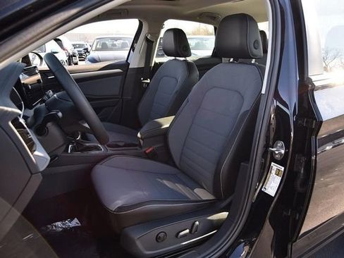 New 2026 Volkswagen Jetta SE image 20