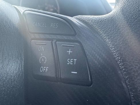 Used 2016 MAZDA MAZDA3 i Sport image 32