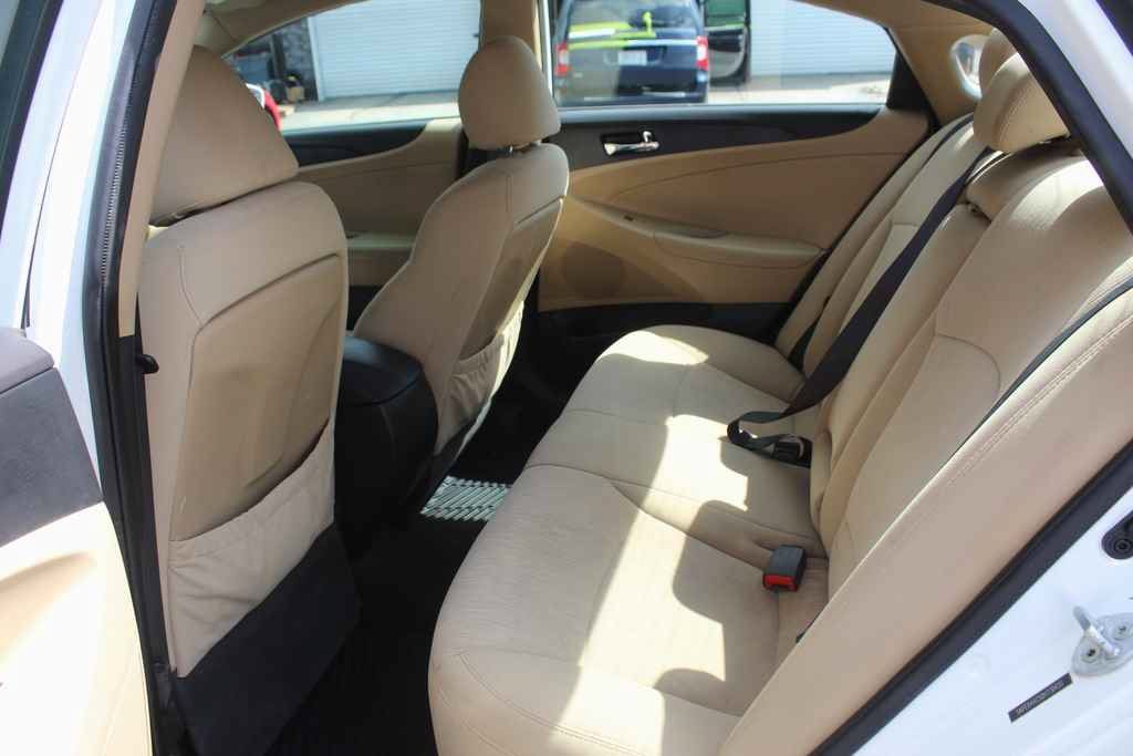 Used 2013 Hyundai Sonata GLS w/ Popular Equipment Pkg FWD image 24