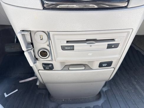 Used 2014 Honda Odyssey Touring image 23