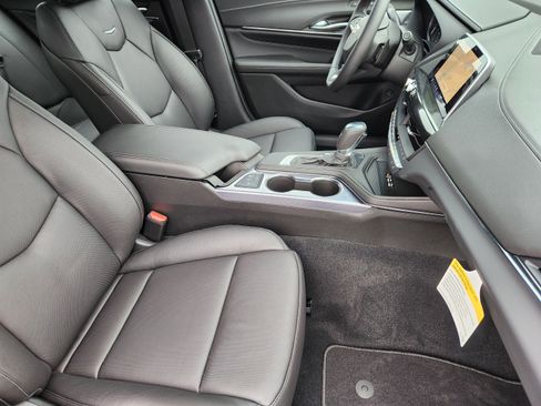 New 2025 Cadillac CT4 Premium Luxury image 9