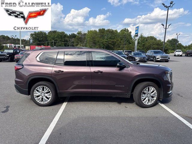 Used 2025 GMC Acadia Elevation w/ Elevation Premium Package FWD image 2