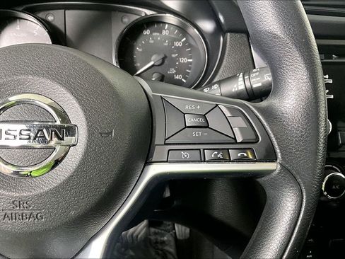 Used 2017 Nissan Rogue S w/ Appearance Package image 19