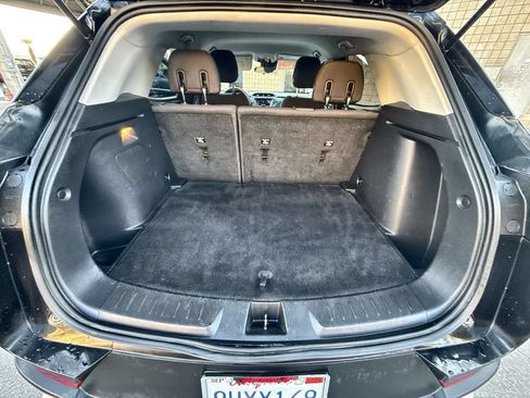 Used 2023 Chevrolet TrailBlazer LT FWD image 24