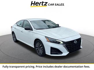 Used 2025 Nissan Altima 2.5 SV FWD video 1
