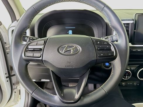 Used 2023 Hyundai Venue Limited w/ Cargo Package image 14