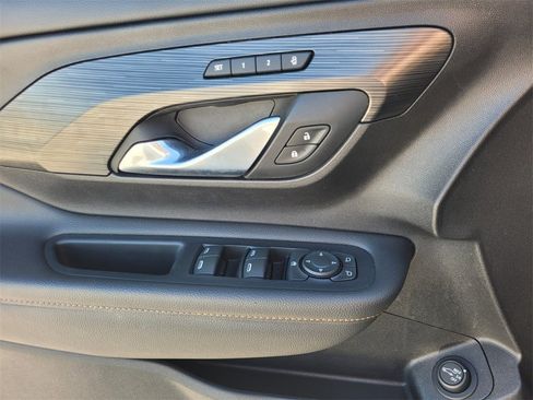 Used 2019 GMC Terrain SLT w/ Preferred Package image 22