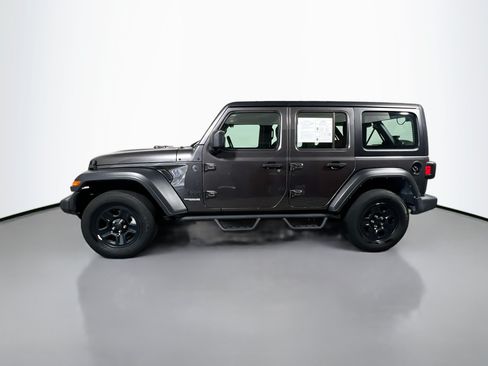 Used 2022 Jeep Wrangler Unlimited Sport AWD/4WD image 9