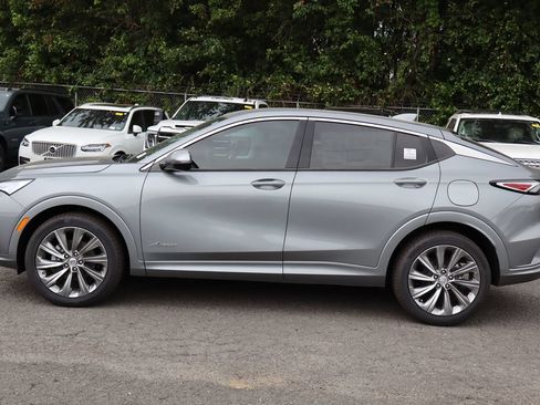 New 2026 Buick Envista Avenir FWD image 5