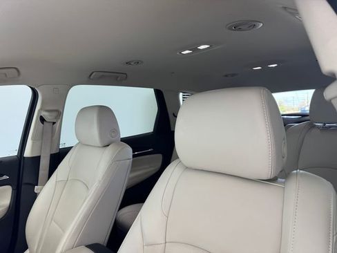 Used 2024 Buick Enclave Essence w/ Sound and Sites Package image 5