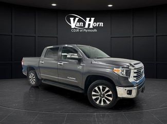 Used 2018 Toyota Tundra Limited w/ Limited Premium Package AWD/4WD video 1