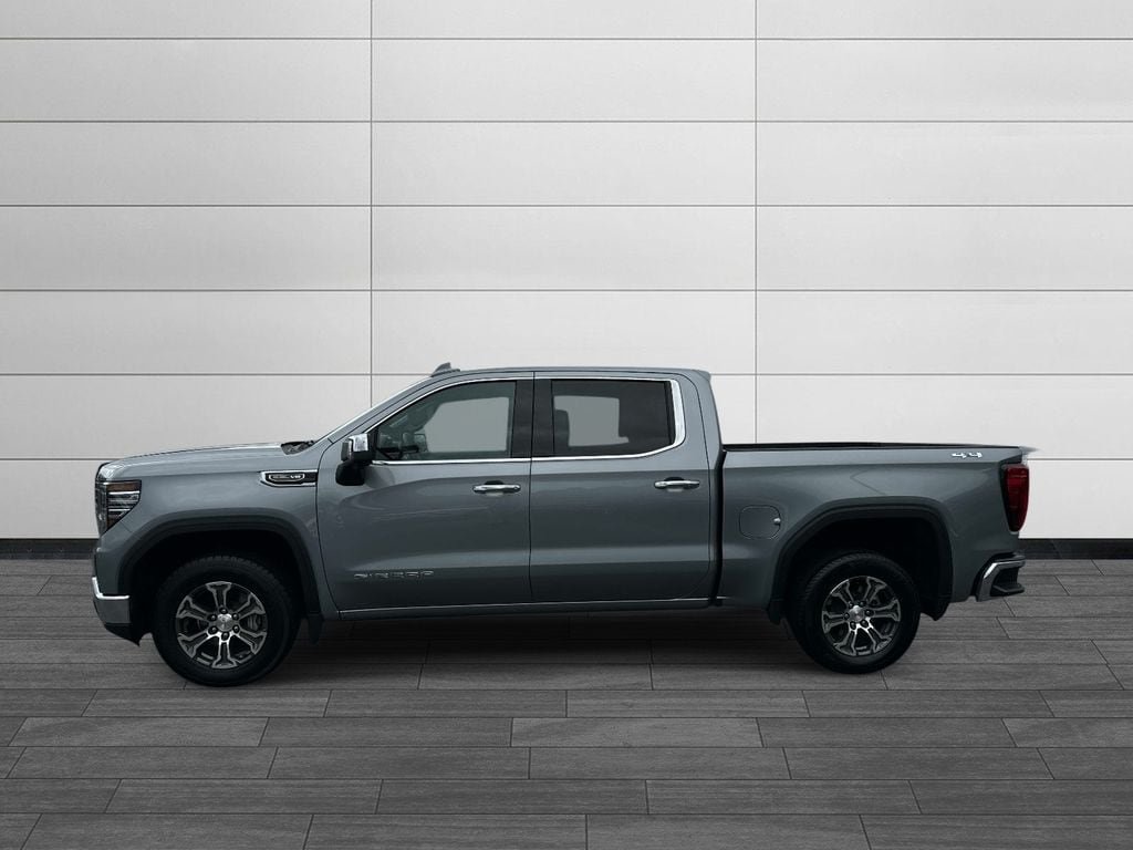 Used 2025 GMC Sierra 1500 SLT AWD/4WD image 6