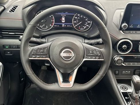 Used 2025 Nissan Sentra SR image 15