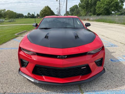 Used 2018 Chevrolet Camaro SS RWD image 99