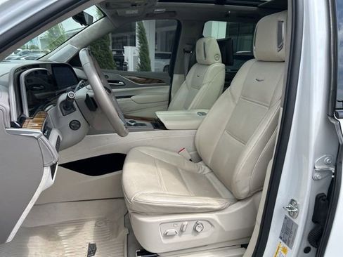 Used 2023 Cadillac Escalade Sport Platinum AWD/4WD image 21