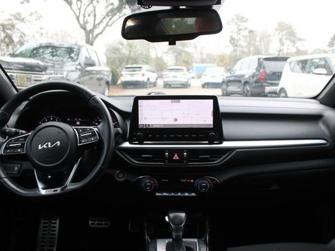 Certified 2024 Kia Forte GT-Line image 22