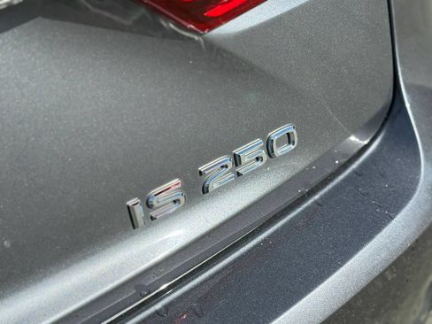 Used 2014 Lexus IS 250 RWD image 18