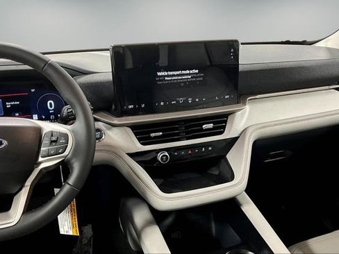 New 2026 Ford Explorer Active AWD/4WD image 6