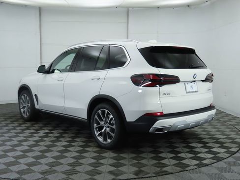 Used 2026 BMW X5 sDrive40i w/ Climate Comfort Package RWD image 8