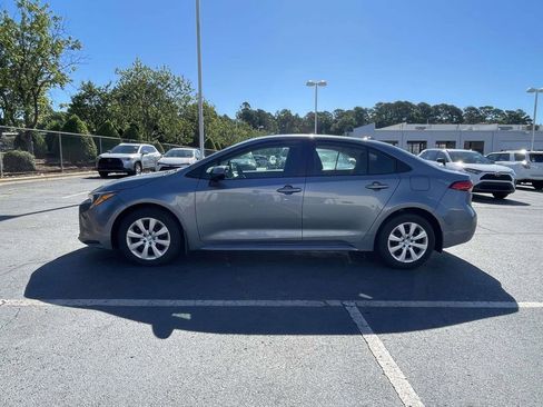 Used 2024 Toyota Corolla LE FWD image 11
