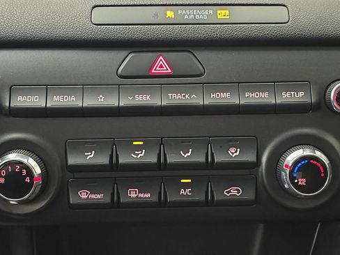 Used 2020 Kia Sportage LX AWD/4WD image 19