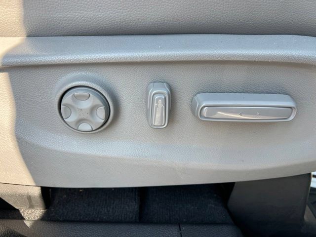 Used 2024 Honda Odyssey EX-L image 35