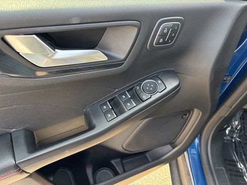 Used 2023 Ford Escape ST-Line Elite w/ Premium Technology Package image 10