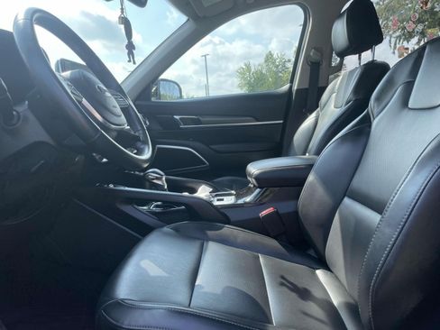 Used 2021 Kia Telluride S AWD/4WD image 16