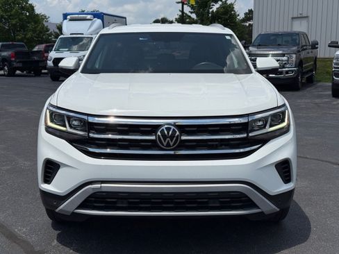 Used 2022 Volkswagen Atlas Cross Sport SE AWD/4WD image 3