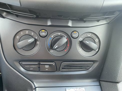 Used 2014 Ford Focus S FWD image 28